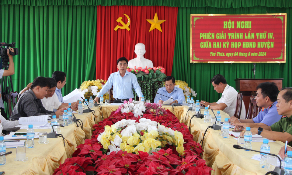 Thủ Thừa: Phiên giải trình giữa hai kỳ họp HĐND huyện lần thứ IV