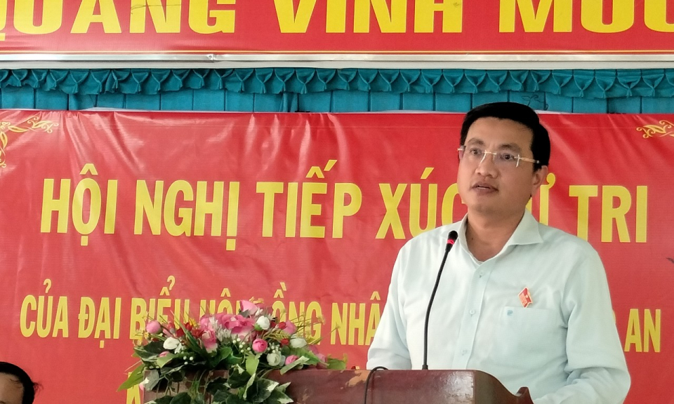 Đại biểu HĐND tỉnh tiếp xúc cử tri tại Đức Huệ