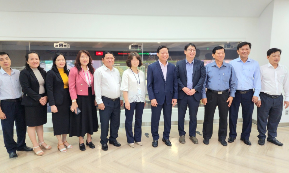 Đoàn cán bộ tỉnh Long An thăm, làm việc, học tập kinh nghiệm về chuyển đổi số và xây dựng đô thị thông minh tại Hàn Quốc
