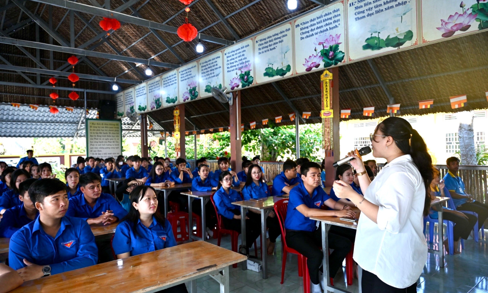 Bến Lức mở rộng mặt trận đoàn kết, tập hợp thanh niên