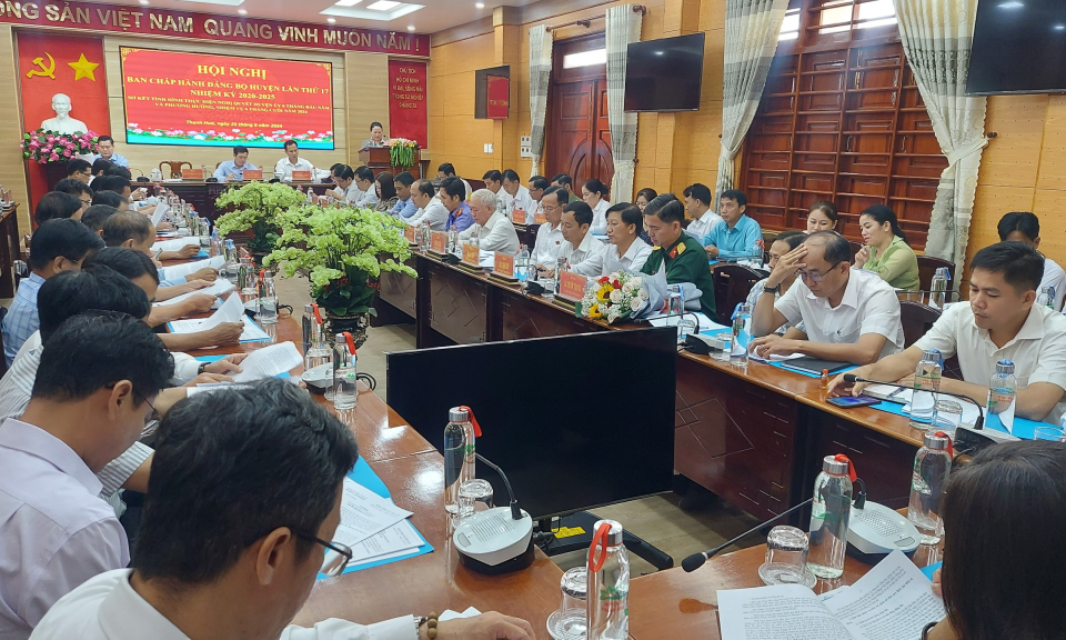 Hội nghị Ban Chấp hành Đảng bộ huyện Thạnh Hóa lần thứ 17, nhiệm kỳ 2020 - 2025