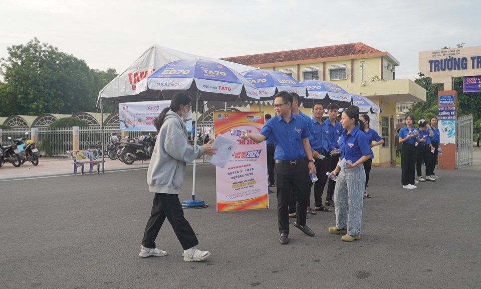 Tân Trụ: 628 thí sinh bước vào ngày thi đầu tiên kỳ thi tốt nghiệp THPT năm 2024