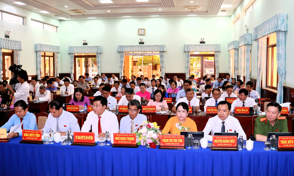 HĐND huyện Cần Đước tổ chức Kỳ họp lần thứ 13