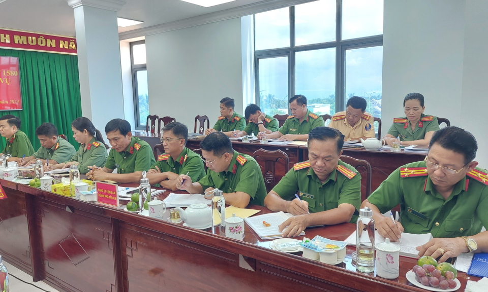 Thành ủy Tân An giám sát  công tác nội chính và phòng chống tham nhũng, tiêu cực tại Công an Tp. Tân An
