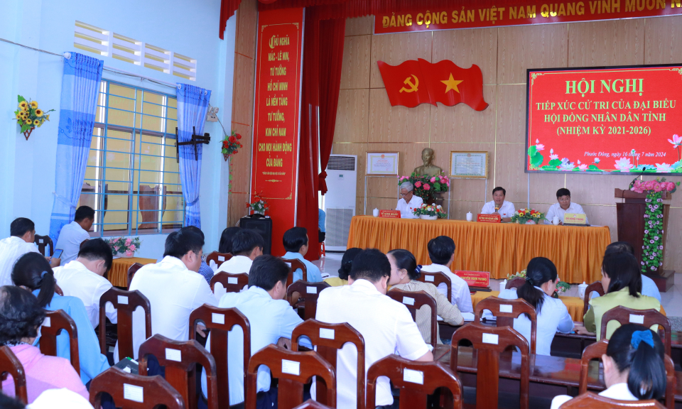 Đại biểu HĐND tỉnh tiếp xúc cử tri huyện Cần Đước