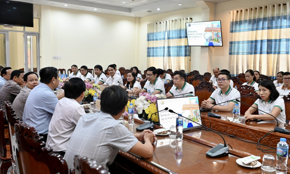Bến Lức tiếp đoàn công tác huyện Hạ Lang, tỉnh Cao Bằng đến thăm và làm việc