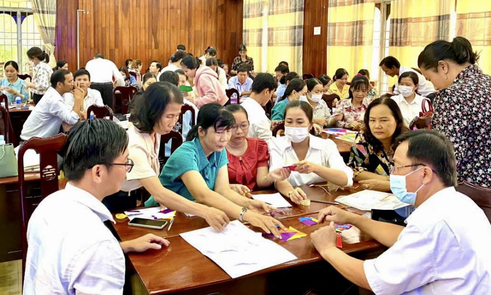 Bến Lức tập huấn phương pháp dạy học STEM cho Cán bộ quản lý, Giáo viên