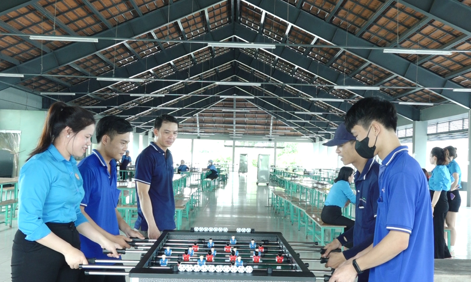 Đức Hòa ra mắt mô hình “Góc văn hóa, giải trí công nhân” tại 5 doanh nghiệp