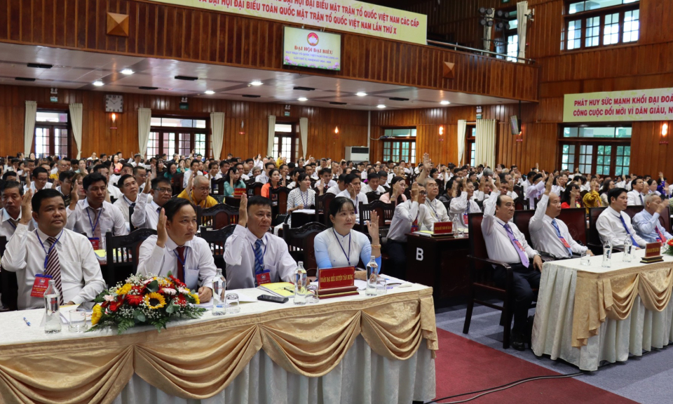 Phiên thứ nhất Đại hội đại biểu Mặt trận Tổ quốc Việt Nam tỉnh Long An lần thứ X