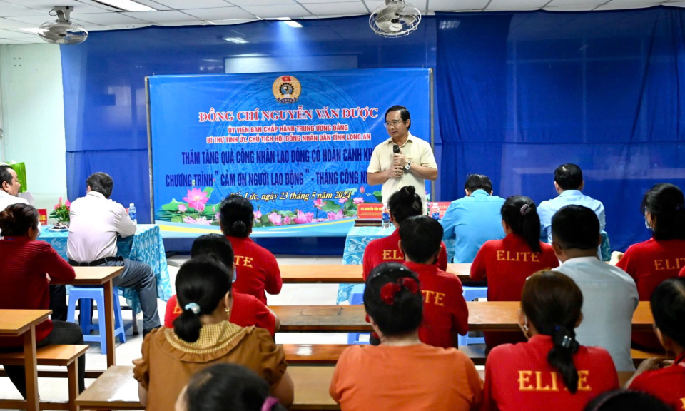 Bến Lức hướng về cơ sở, chăm lo thiết thực cho người lao động