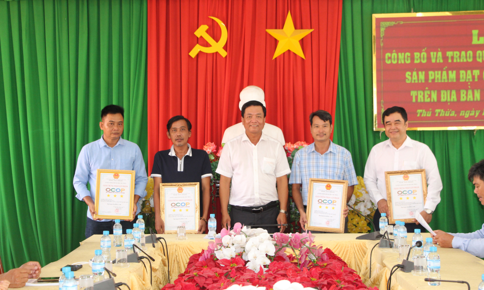 Thủ Thừa công nhận 9 sản phẩm OCOP
