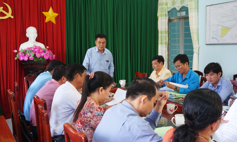 Bí thư Huyện ủy Mộc Hóa làm việc với xã Bình Hòa Tây và thị trấn Bình Phong Thạnh