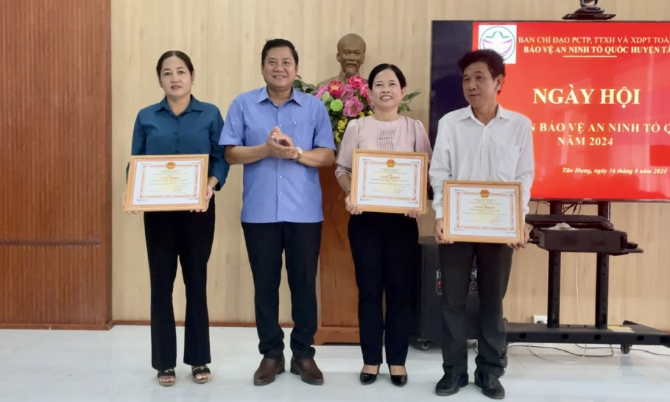 Tân Hưng tổ chức Ngày hội Toàn dân bảo vệ an ninh Tổ quốc năm 2024 điểm khối cơ quan huyện