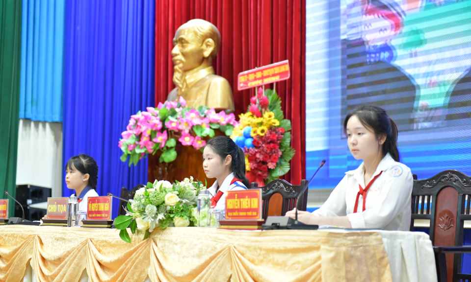 Kỳ họp giả định “HĐND trẻ em năm 2024”