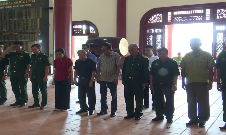 Vĩnh Hưng - Ban Liên lạc Trung Đoàn 174 thăm lại chiến trường xưa