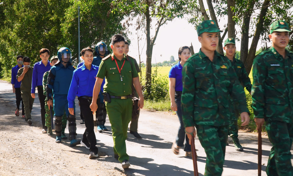 Xã Bình Thạnh, huyện Mộc Hoá: Thanh niên xung kích giữ gìn an ninh trật tự biên giới