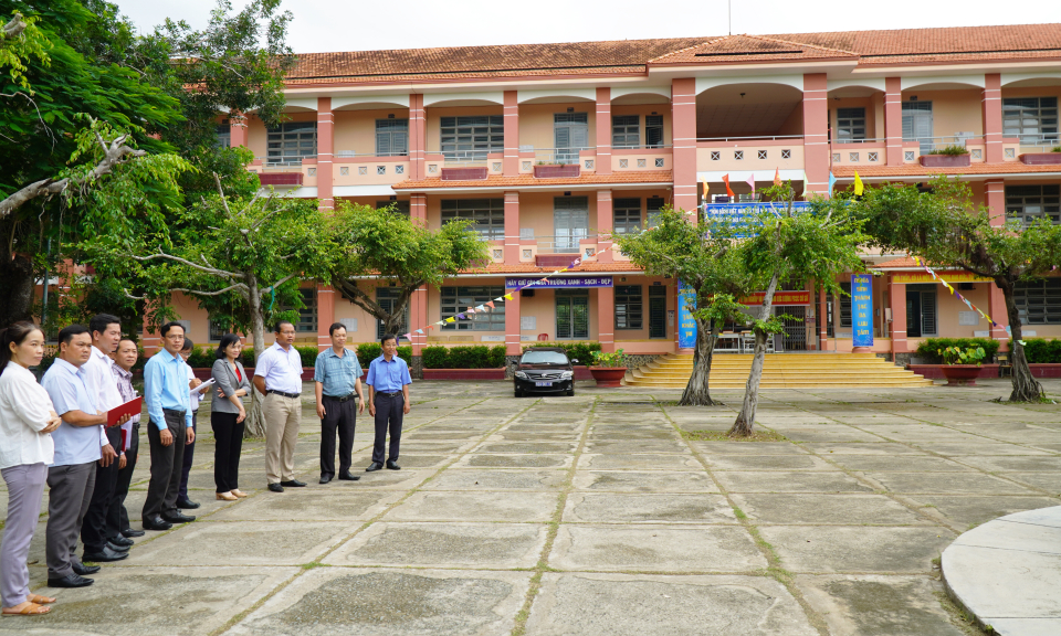 Cần Giuộc sẵn sàng cho năm học mới