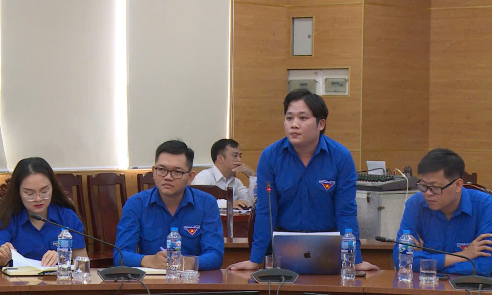 Đối thoại giữa Đảng ủy khối Cơ quan và Doanh nghiệp tỉnh với đoàn viên, thanh niên