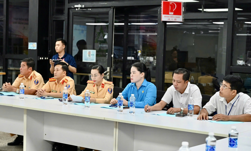 Bến Lức phát động “Doanh nghiệp An toàn giao thông”