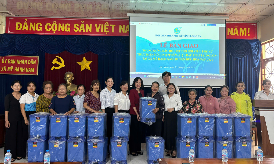 Đức Hòa tập huấn kiến thức bảo vệ môi trường cho cán bộ, hội viên phụ nữ 