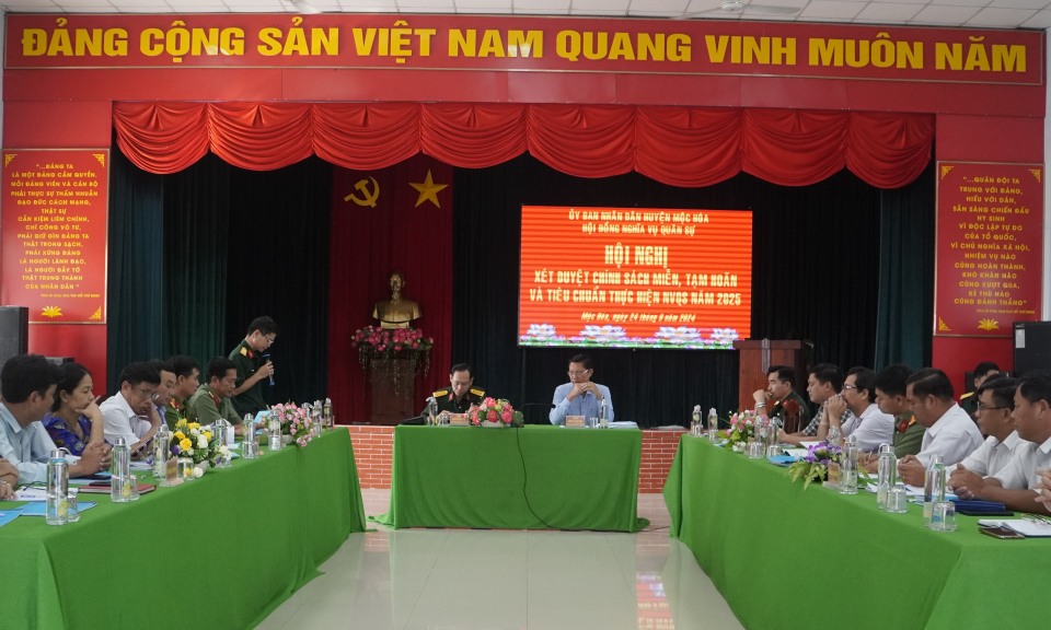 Kiểm tra công tác xét duyệt nghĩa vụ quân sự năm 2025 tại huyện Mộc Hóa