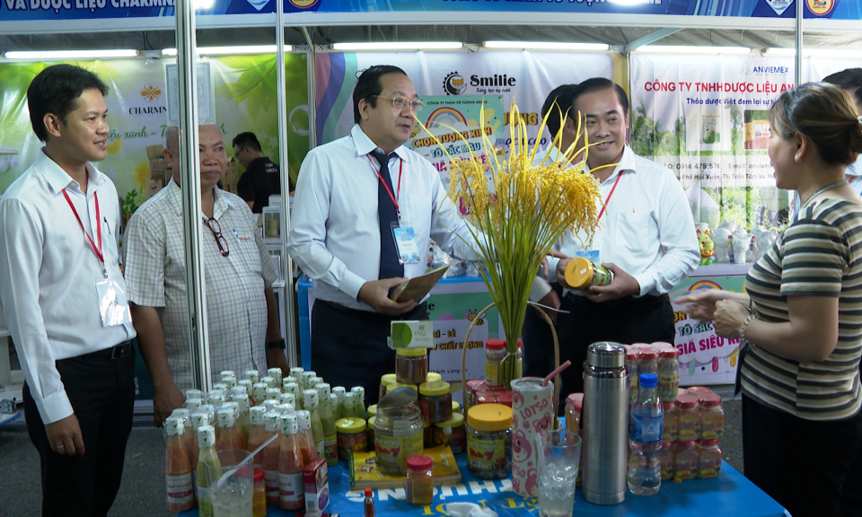 Khai mạc Hội nghị kết nối cung cầu giữa Thành phố Hồ Chí Minh và các tỉnh, thành năm 2024