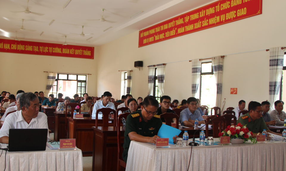 Thủ Thừa tập huấn các quy định tiêu chuẩn sức khỏe nghĩa vụ quân sự