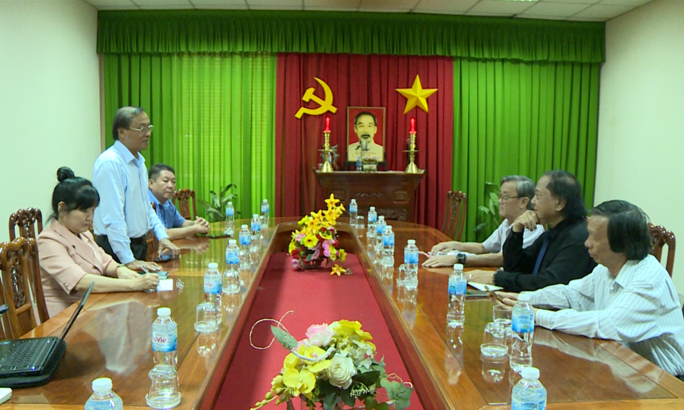 Đoàn công tác Hội Điện ảnh Việt Nam thăm và làm việc với Chi hội Điện ảnh Truyền hình Long An