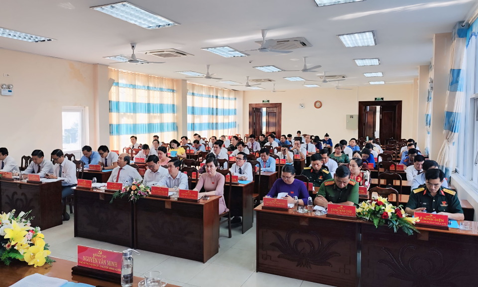 Hội nghị huyện ủy Mộc Hóa lần thứ 19
