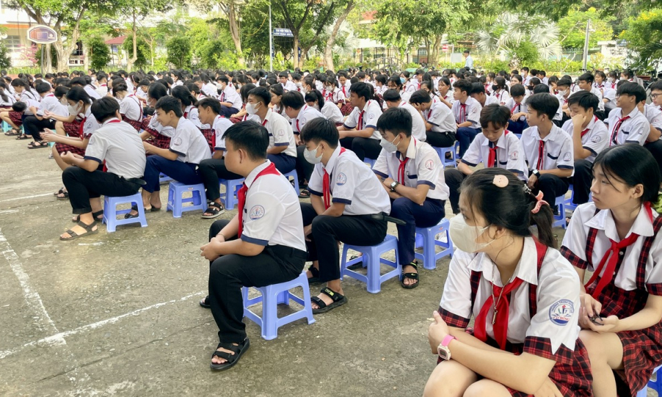 Tân Hưng đẩy mạnh tuyên truyền, phổ biến, giáo dục pháp luật trong trường học