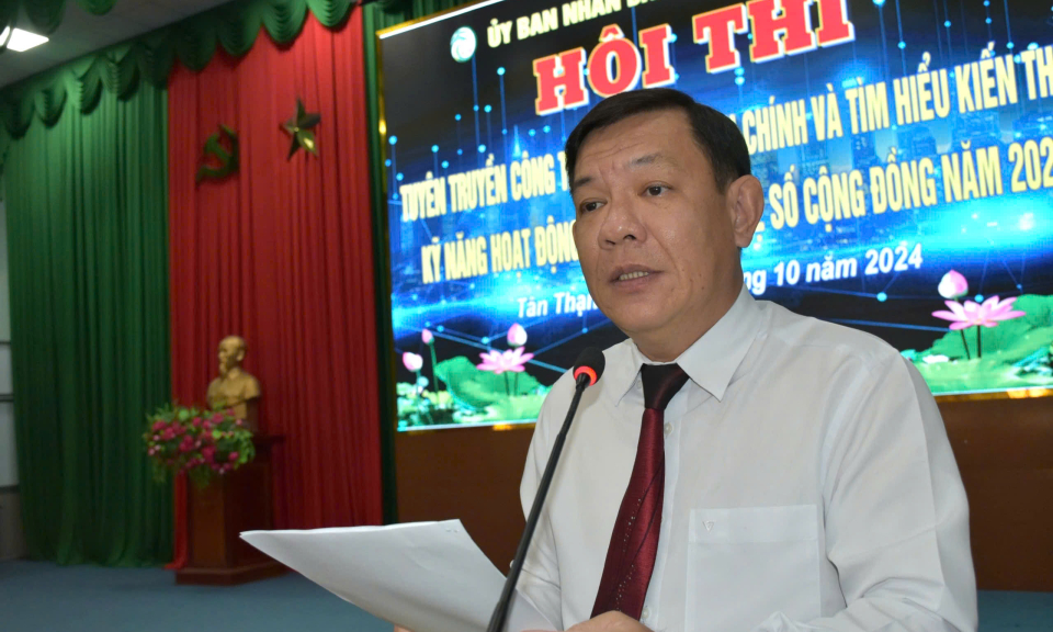 Tân Thạnh hội thi Tuyên truyền cải cách hành chính và kỹ năng về công nghệ số cộng đồng 
