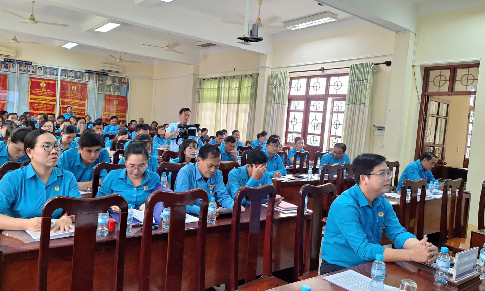 Liên đoàn Lao động tập huấn công tác thi đua khen thưởng 