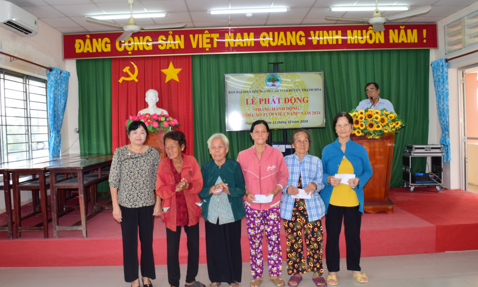 Thạnh Hóa phát động Tháng hành động Vì người cao tuổi 
