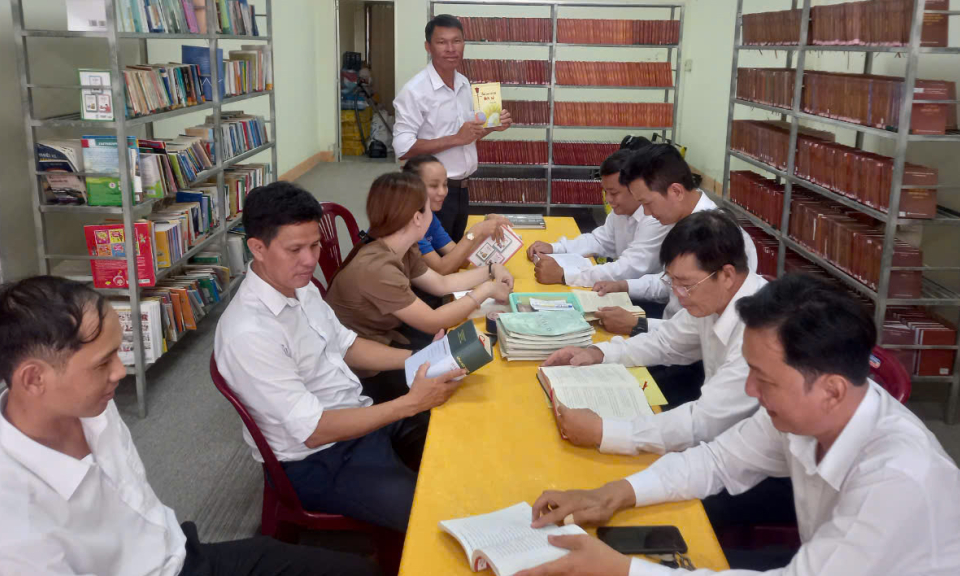 Thư viện Trung tâm huyện Mộc Hóa hưởng ứng Tuần lễ học tập suốt đời 