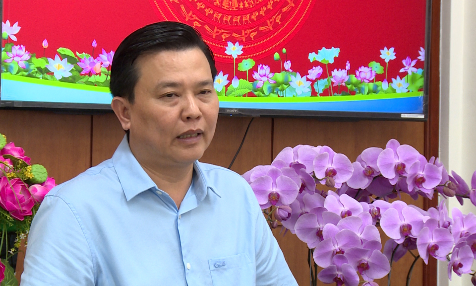 Thường trực Tỉnh ủy chúc mừng ngày truyền thống ngành Kiểm tra đảng và Văn phòng cấp ủy