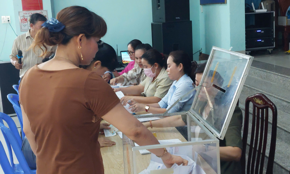 Thành phố Tân An tổ chức bốc thăm lô đất tái định cư