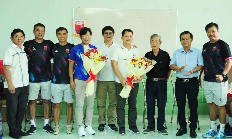 Ra mắt Công ty cổ phần Thể thao Long An 