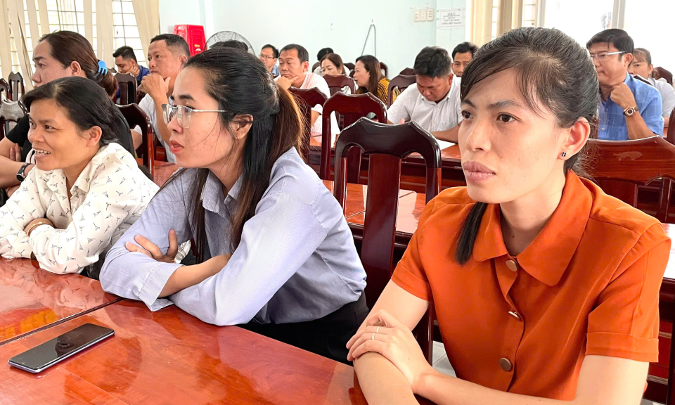 Tân Hưng tập huấn bồi dưỡng nghiệp vụ công tác Tuyên giáo cơ sở
