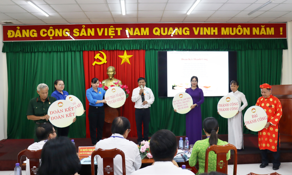 Huyện Cần Giuộc hội thi thuyết trình “Học tập và làm theo tư tưởng, đạo đức, phong cách Hồ Chí Minh”