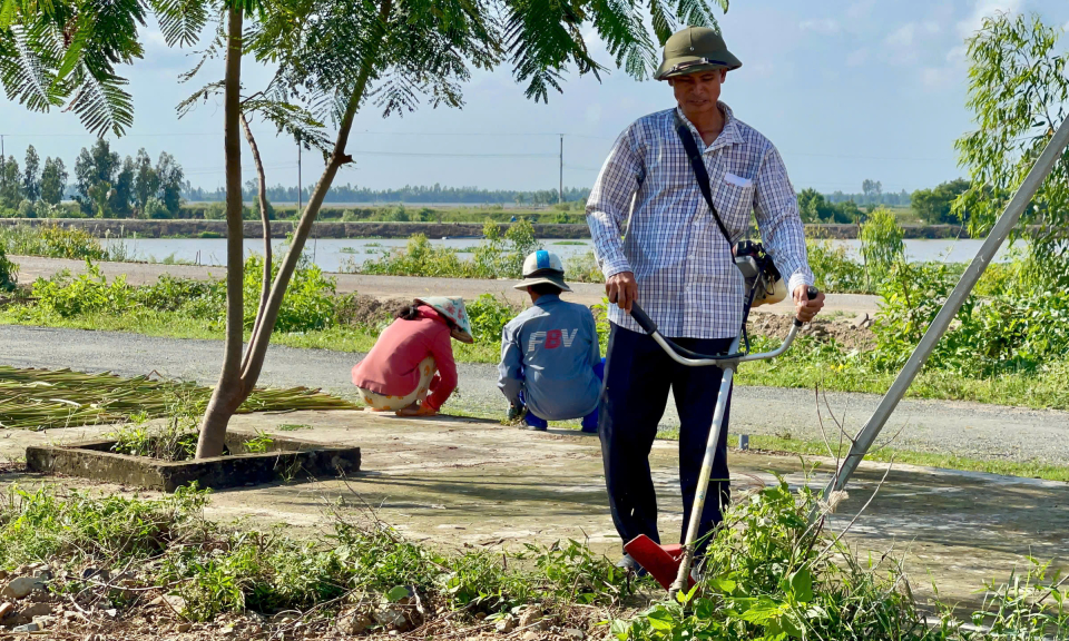 Tân Hưng phát động bảo vệ môi trường năm 2024 tại xã Thạnh Hưng