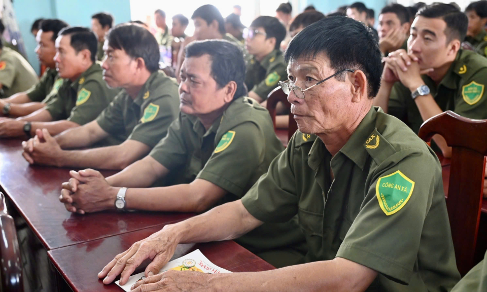 Bến Lức bồi dưỡng pháp luật, nghiệp vụ đối với lực lượng bảo vệ an ninh trật tự ở cơ sở
