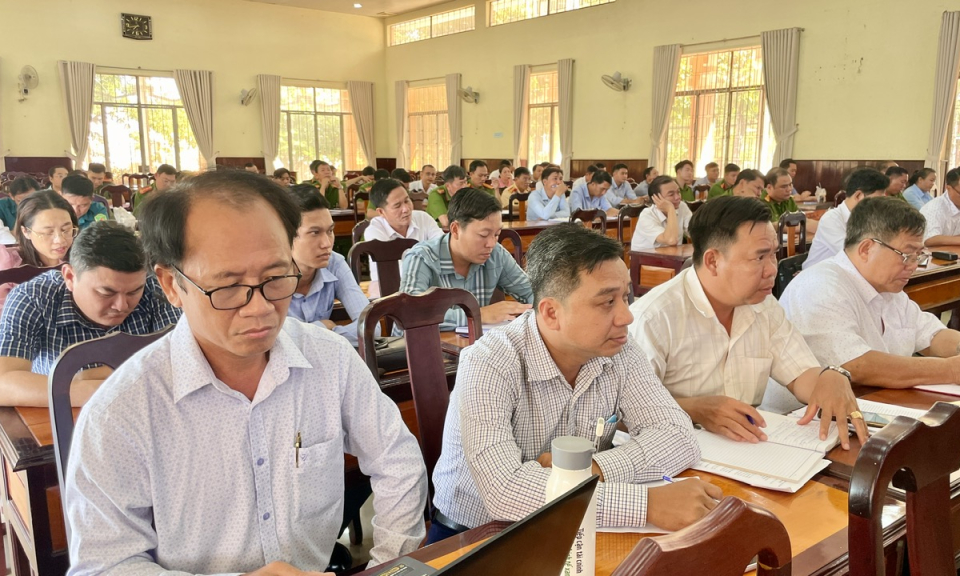 Tân Hưng tập huấn chuyên sâu công tác xử phạt vi phạm hành chính 