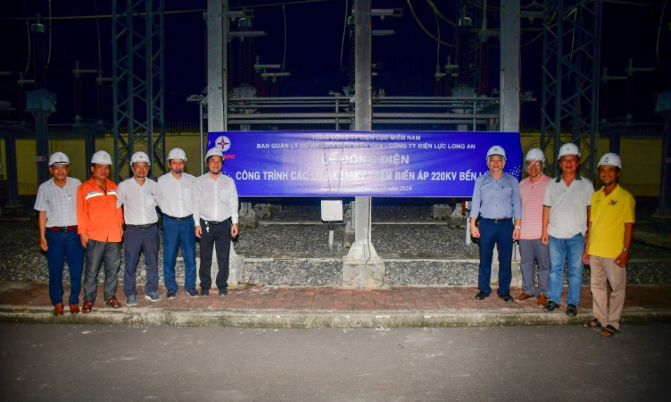 Đóng điện thành công công trinh các lộ ra 110kV trạm 220kV Bến Lức