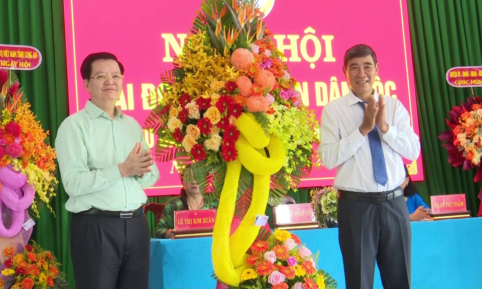 Trưởng Ban Dân vận Trung ương - Mai Văn Chính dự Ngày hội Đại đoàn kết toàn dân tộc tại huyện Tân Trụ