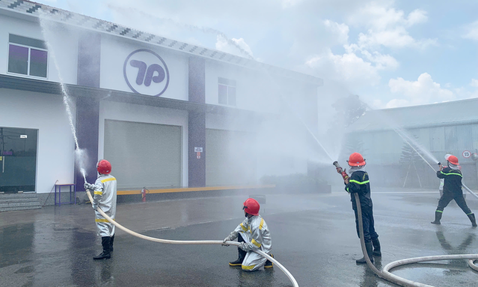 Tỉnh kiểm tra công tác PCCC và CNCH tại huyện Cần Giuộc