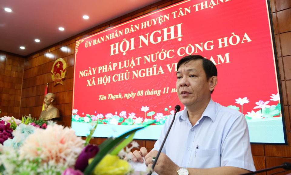 Huyện Tân Thạnh tổ chức ngày Pháp luật Việt Nam 