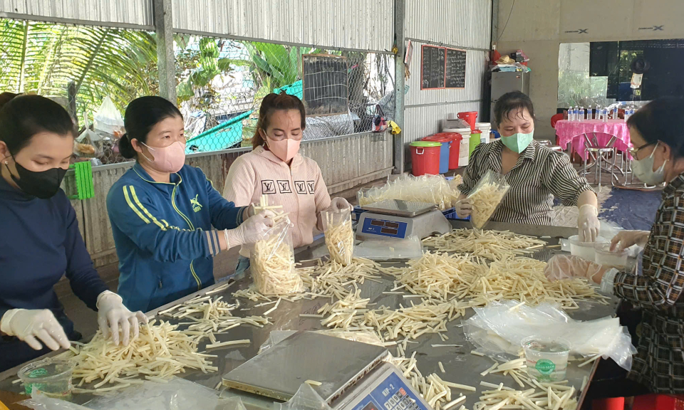 Huyện Tân Thanh hội thảo kết nối tiêu thụ quảng bá sản phẩm sen