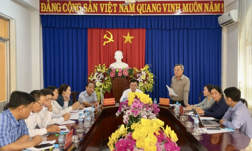 Ban Tổ chức Tỉnh ủy khảo sát tại huyện Tân Hưng