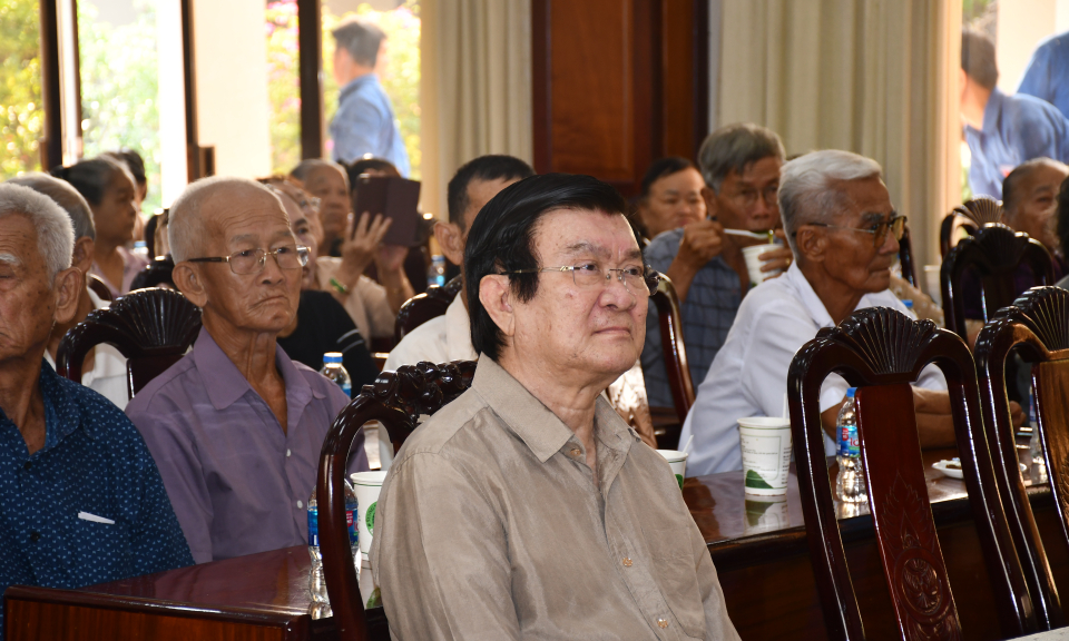 Nguyên Chủ tịch Nước - Trương Tấn Sang dự họp mặt cựu tù kháng chiến tại huyện Đức Hòa