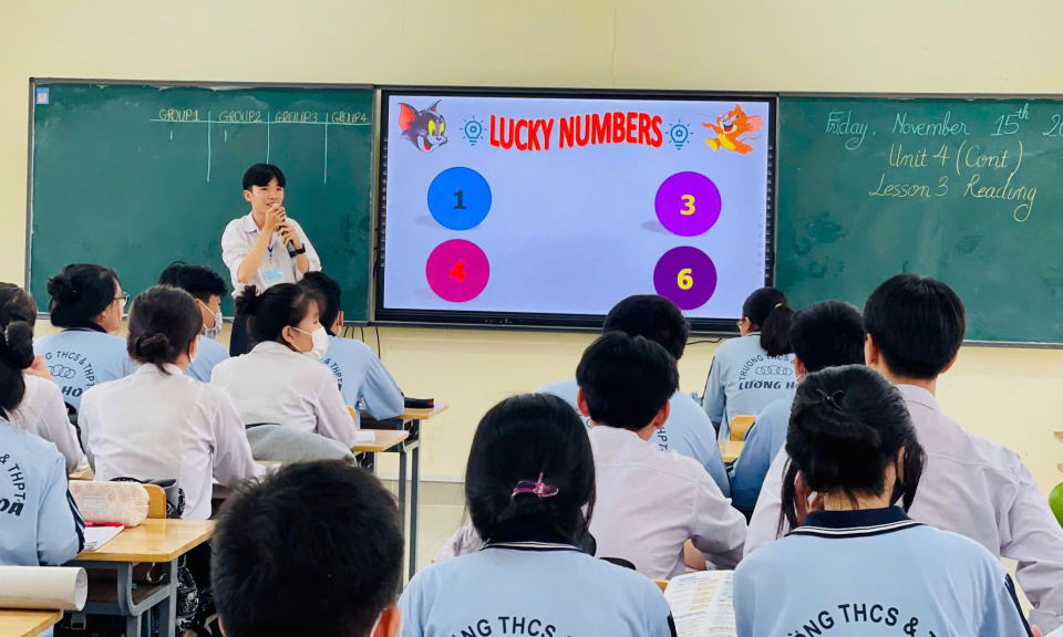 Trường THCS -THPT Lương Hòa sôi nổi các hoạt động chào mừng ngày Nhà giáo Việt Nam